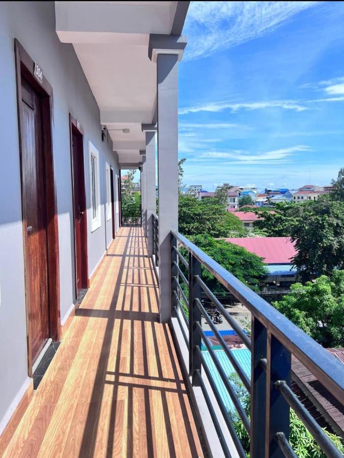 Kro Nhep Guesthouse 贡布 外观 照片